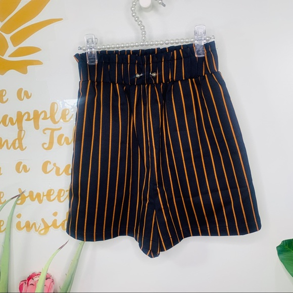 Grey Lab Navy Blue Pinstripe High Waist Shorts Size Small - Picture 2 of 8